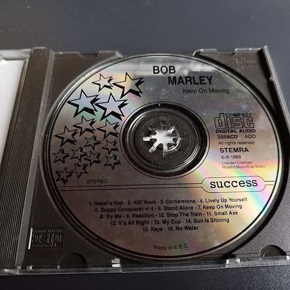 Product image 3 of 3