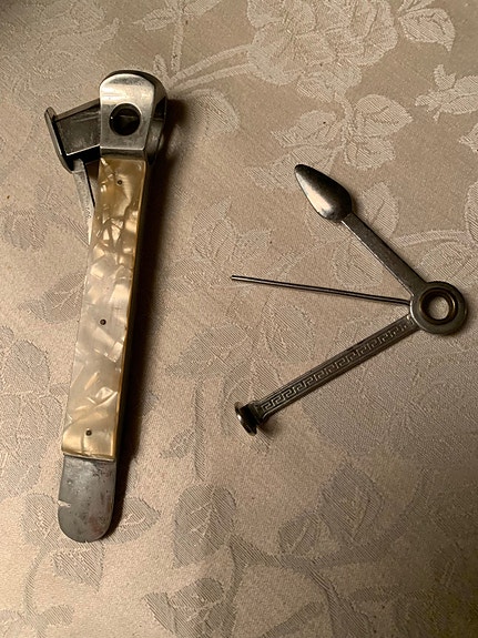 Product image 1 of 2