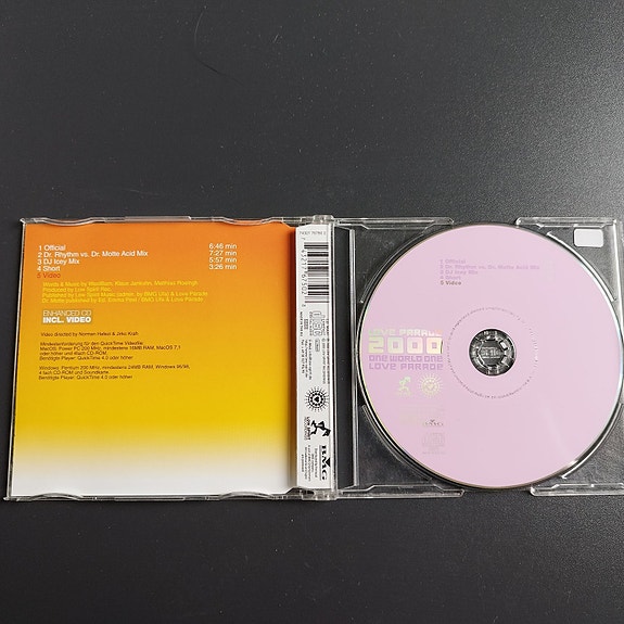 Product image 3 of 3