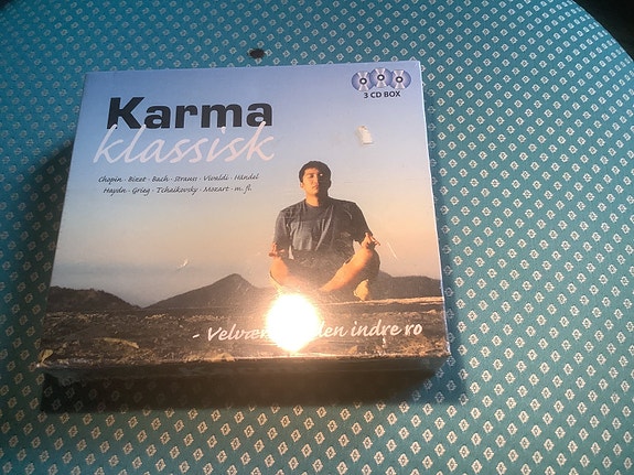 Product image 1 of 3