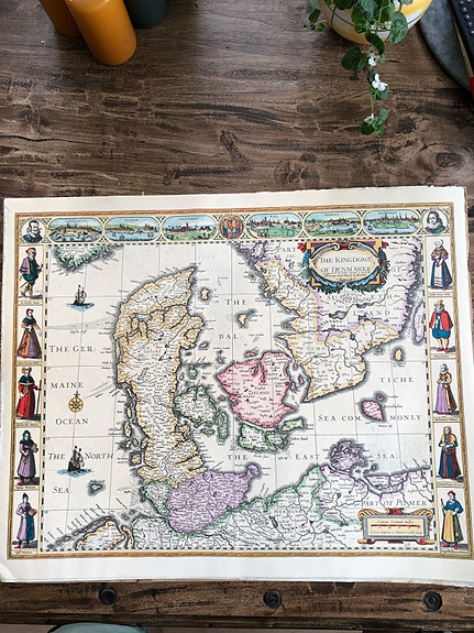 Product image 1 of 8