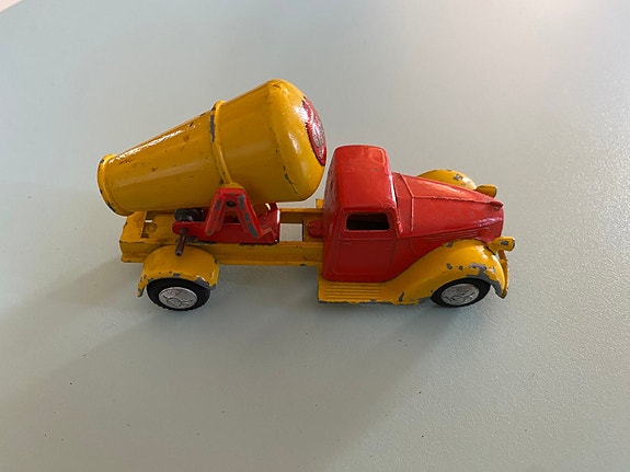 Product image 1 of 6