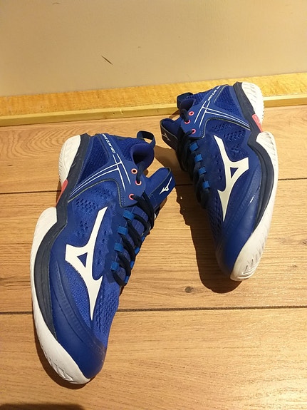 Product image 1 of 4