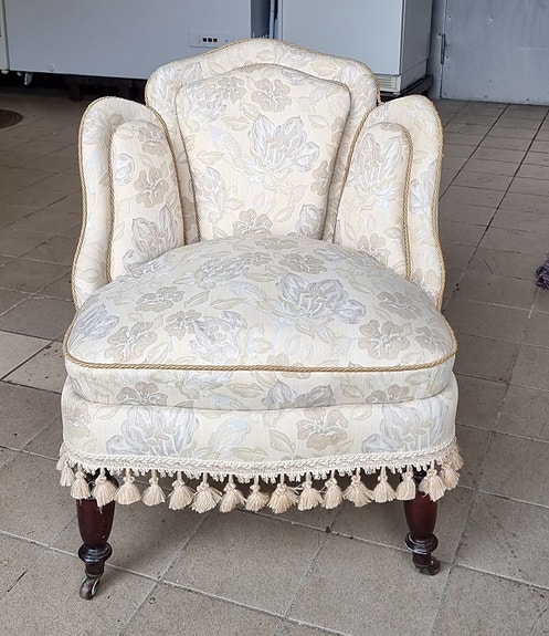 Product image 1 of 7