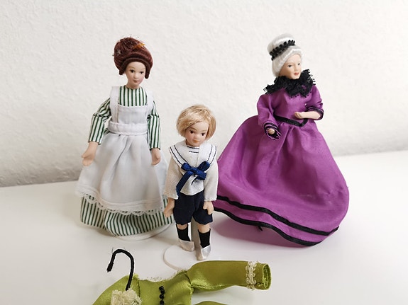 Product image 1 of 4