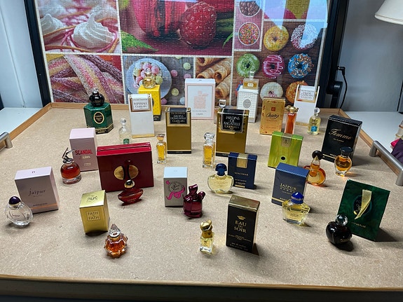 Product image 1 of 8