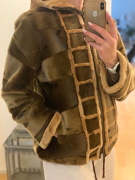 Product image 1 of 8