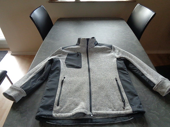 Product image 1 of 8