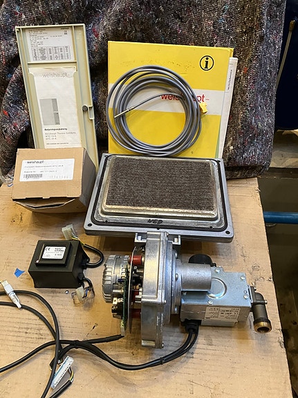 Product image 1 of 8