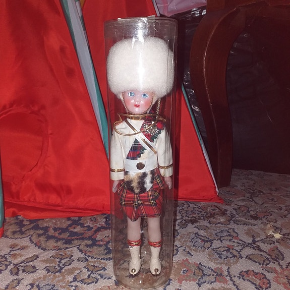 Product image 1 of 2