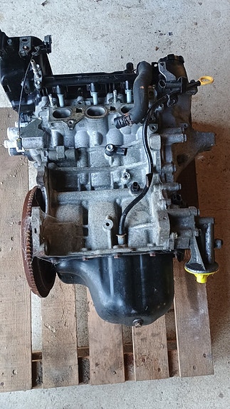 Product image 1 of 8