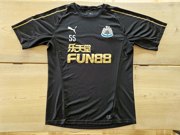 Product image 1 of 6