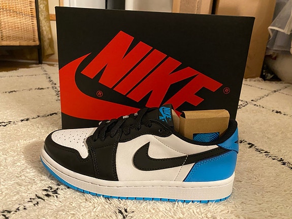 Product image 1 of 2