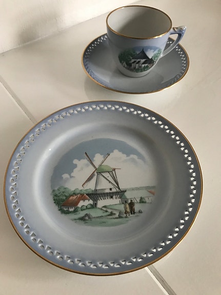 Product image 1 of 3