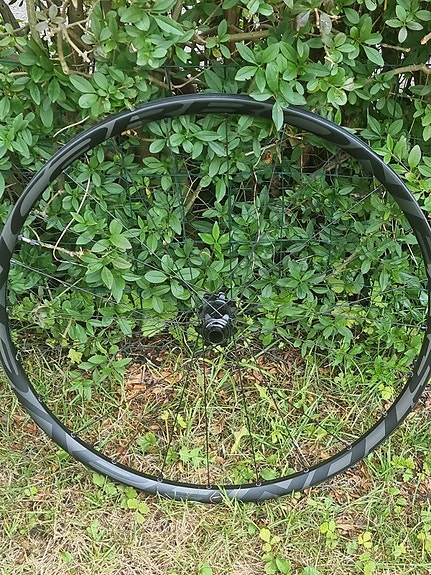 Product image 1 of 8