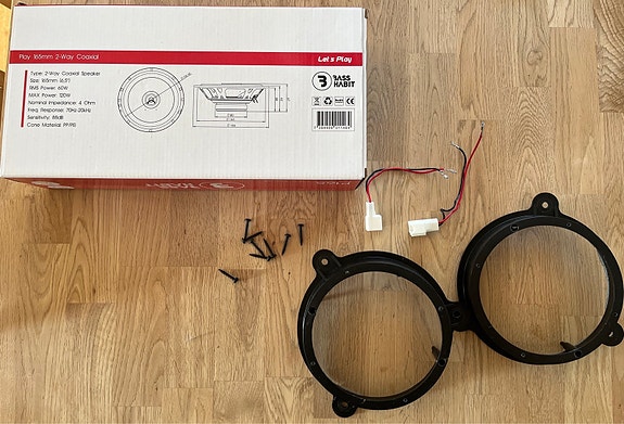 Product image 1 of 3