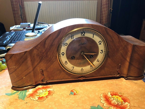 Product image 1 of 2