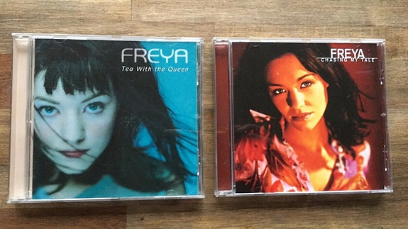 Product image 1 of 2