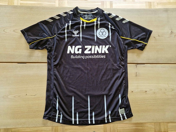 Product image 1 of 8