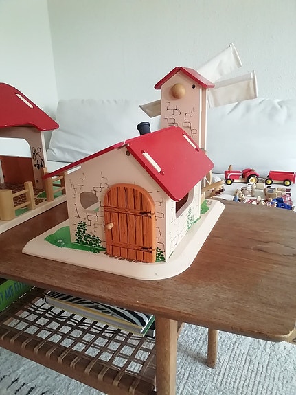 Product image 6 of 8