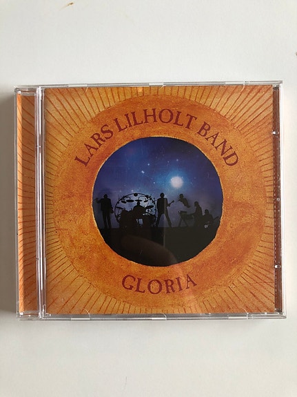 Product image 1 of 2