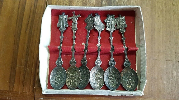 Product image 1 of 4