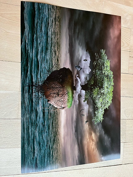 Product image 1 of 2