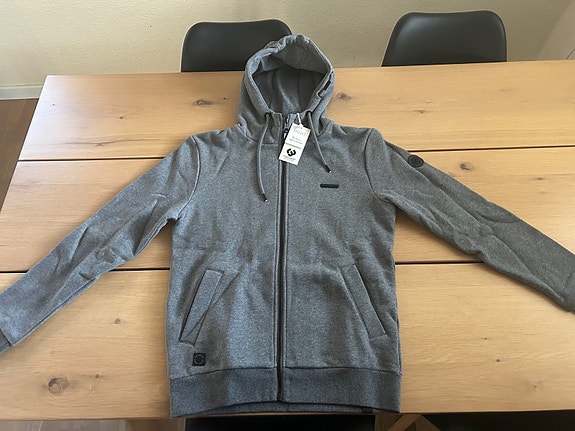 Product image 6 of 8