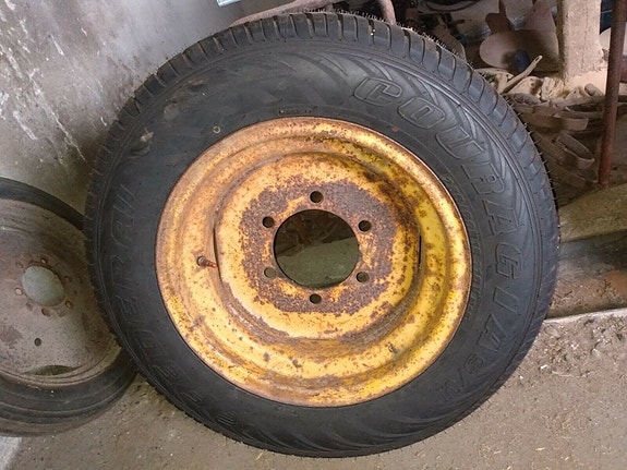 Product image 1 of 4