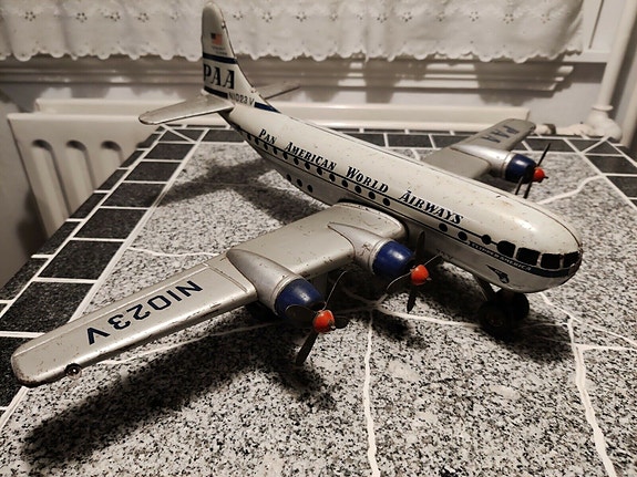 Product image 1 of 4