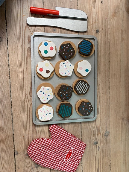 Product image 1 of 2