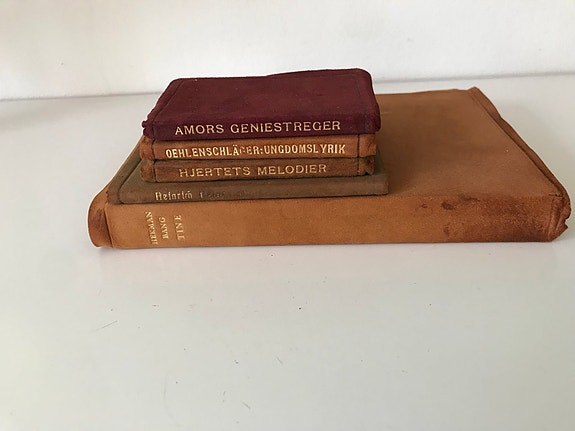 Product image 1 of 4