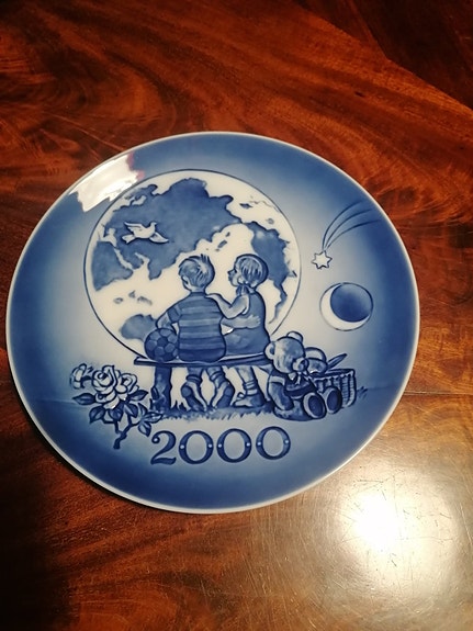 Product image 1 of 2