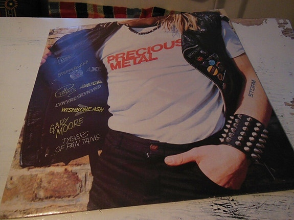 Product image 1 of 5