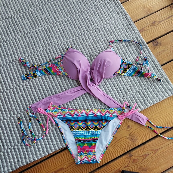 Product image 1 of 3