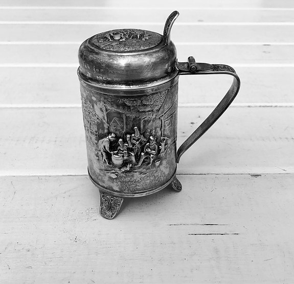 Product image 1 of 2