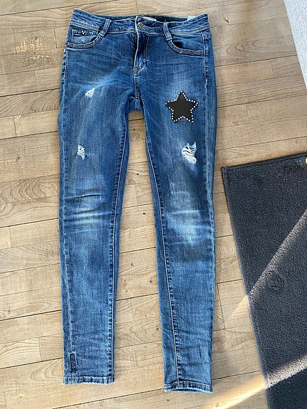 Product image 2 of 8