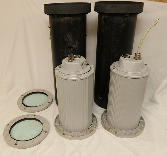 Product image 1 of 7