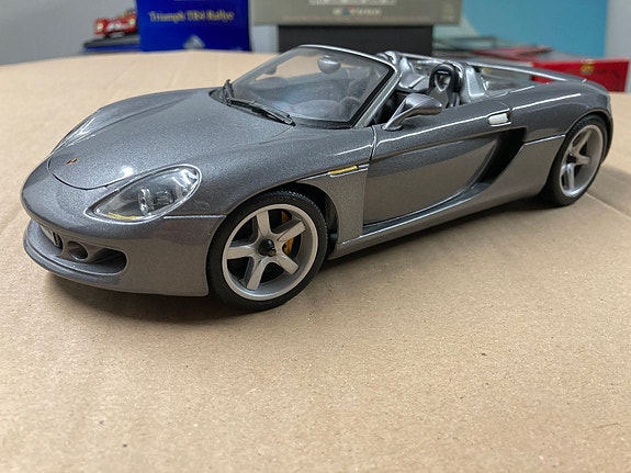 Product image 1 of 8