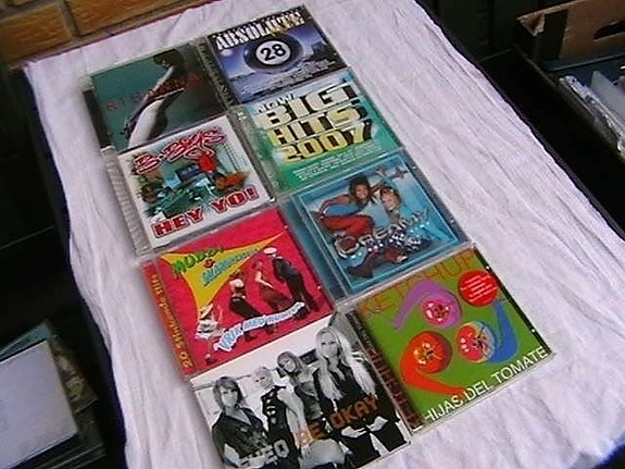 Product image 1 of 3