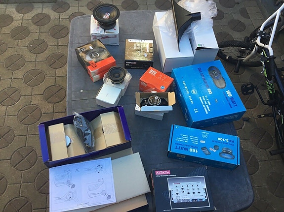 Product image 2 of 6