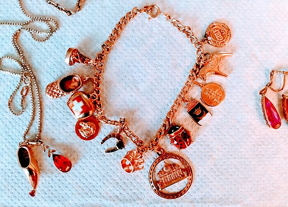 Product image 1 of 8