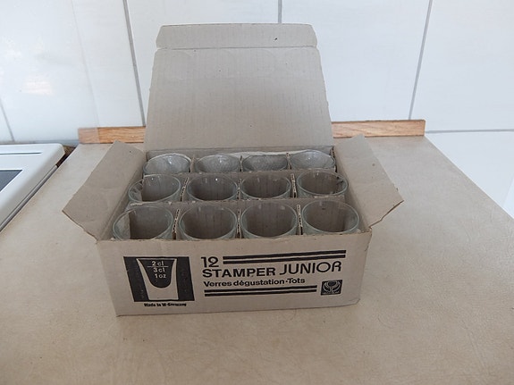 Product image 1 of 4