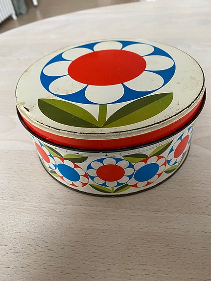 Product image 1 of 2