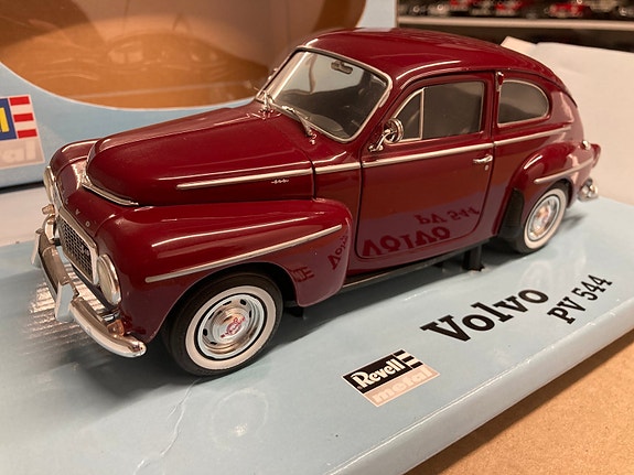 Modelbil, Volvo PV544 1/18, skala 1:18 | DBA