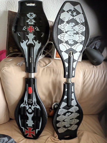 Product image 1 of 3