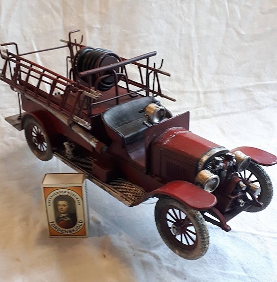 Product image 1 of 7