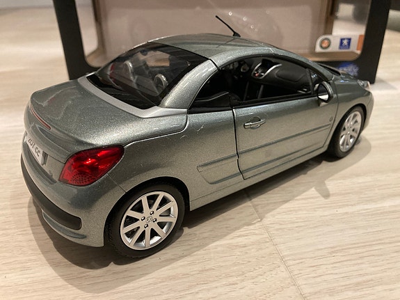 Product image 6 of 8