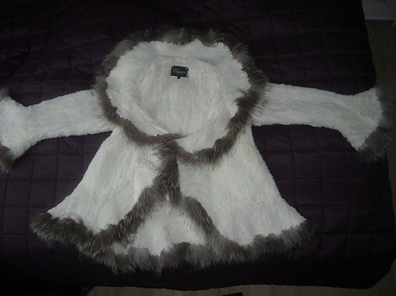 Product image 1 of 4