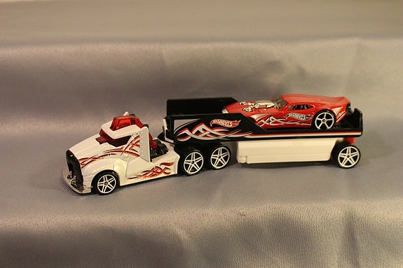 Product image 1 of 2